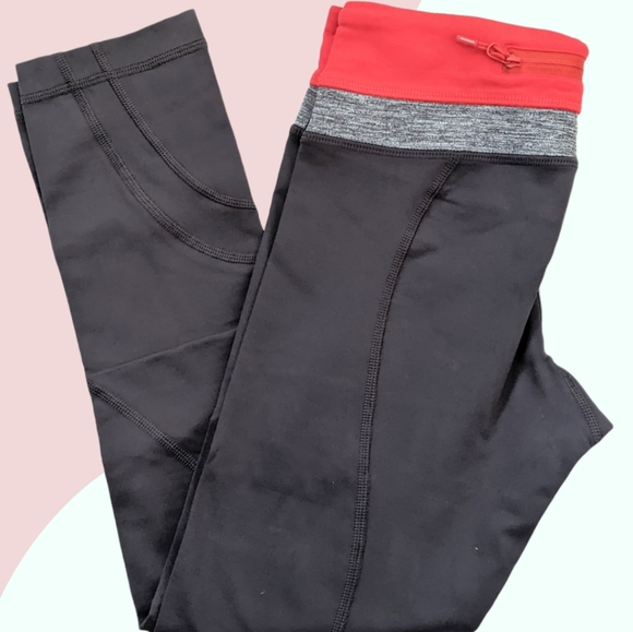 lululemon athletica Pants - LULULEMON ATHLETIC inspire crop